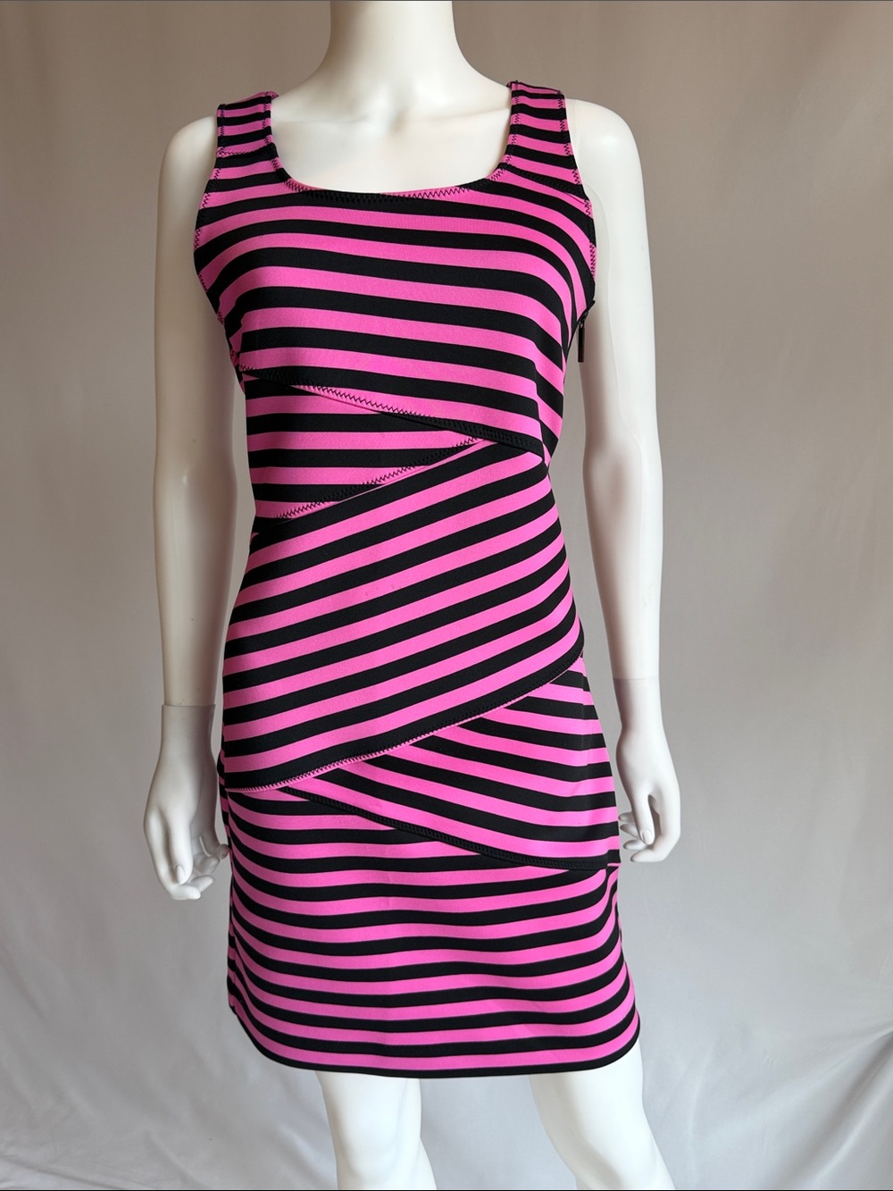 michael kors striped bodycon dress Pink and Black Sleeveless Mini As it starts to nav-100 black lace maxi dress Color:Sky Blue+Pink